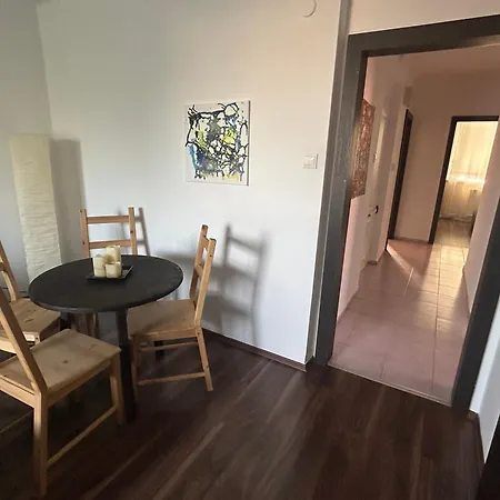 Apartment Rose