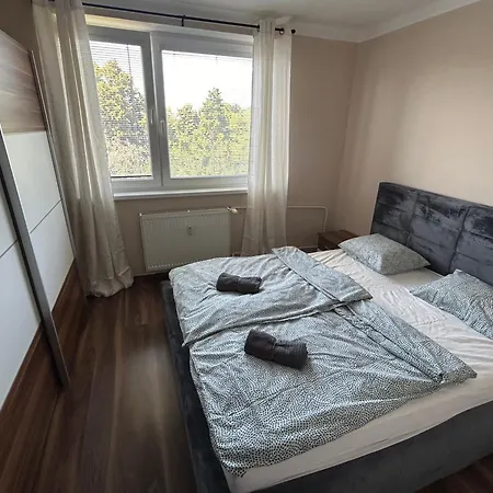 Rose Apartment *